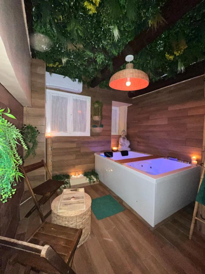 Le Balneo Jacuzzi Vieil Antibes Safranier 아파트 외부 사진
